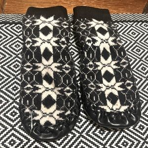 Hanna Andresson slippers moccasins size 2-4